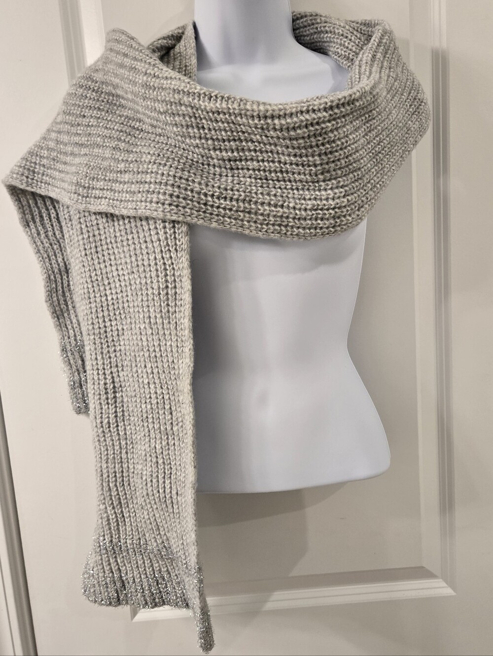 Women's Ribbed Knit Sweater Scarf - Gray